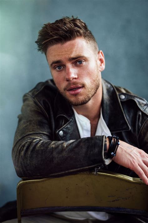 gus kenworthy model images.